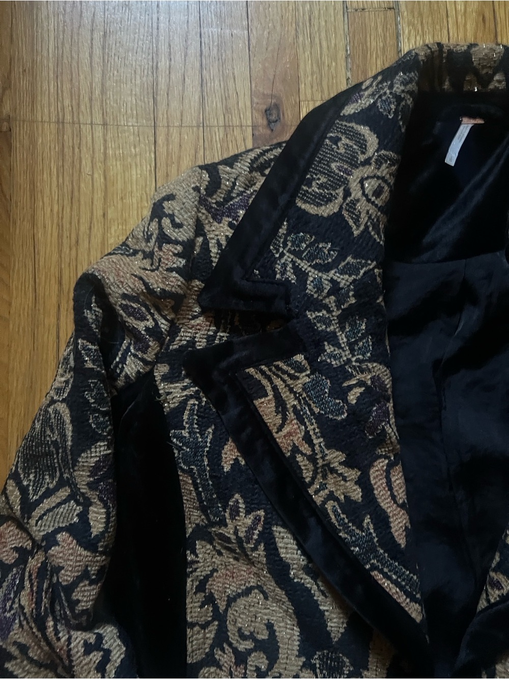 Free People Jacquard Blocked Black and Gold Brocade Women's Coat Size L - Picture 8 of 8